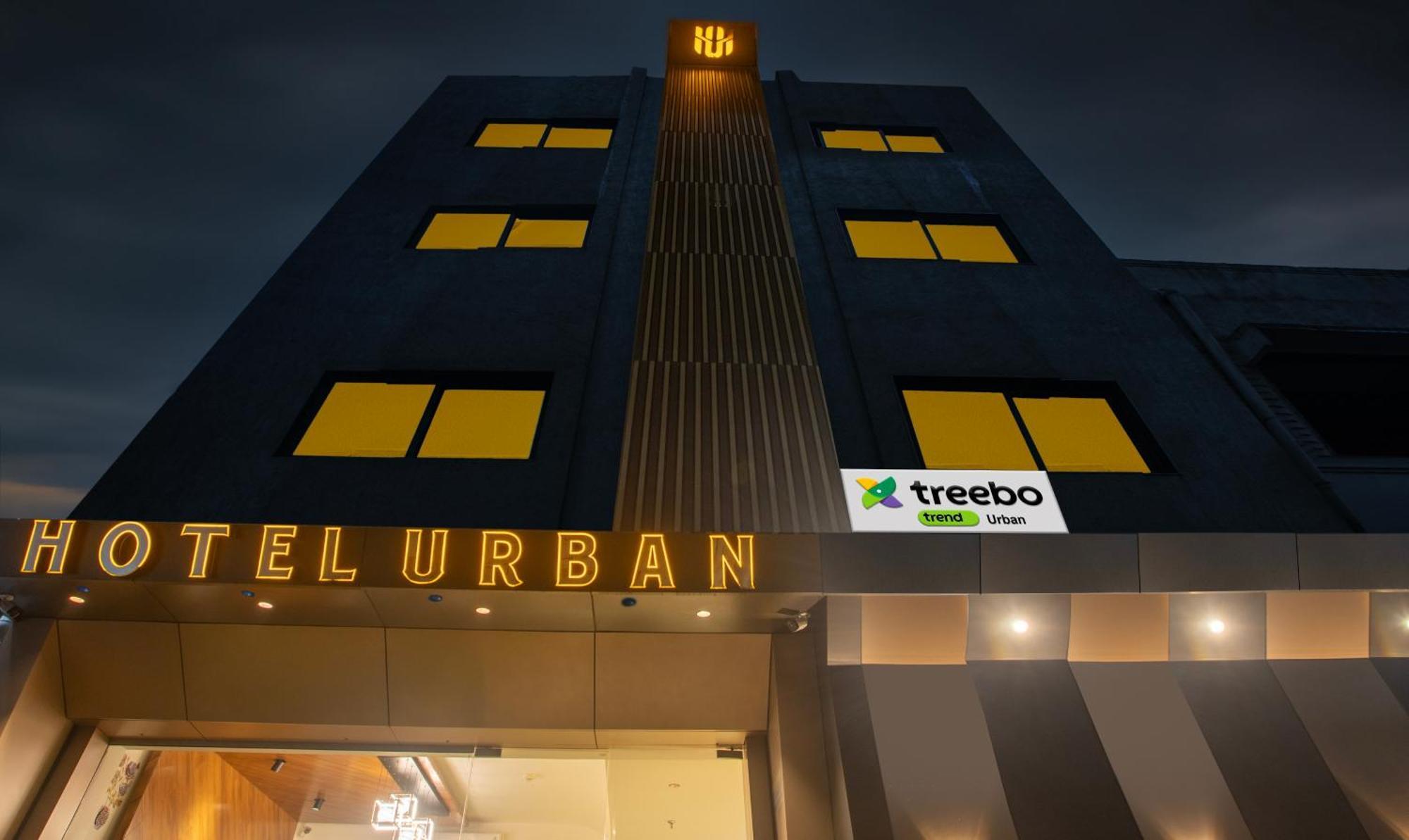 ホテル Treebo Urban, 1 Km From Railway Station スーラト エクステリア 写真